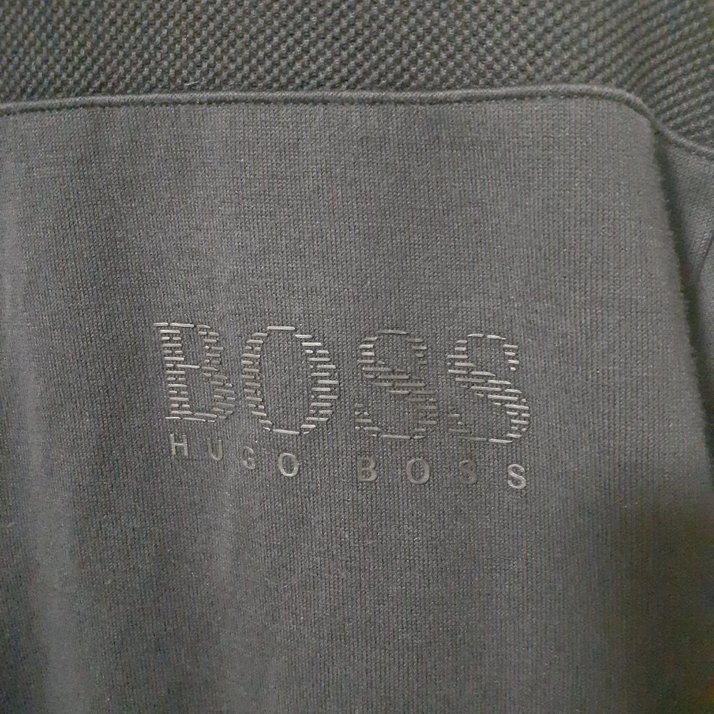 HUGO BOSS - Picture 2 of 4